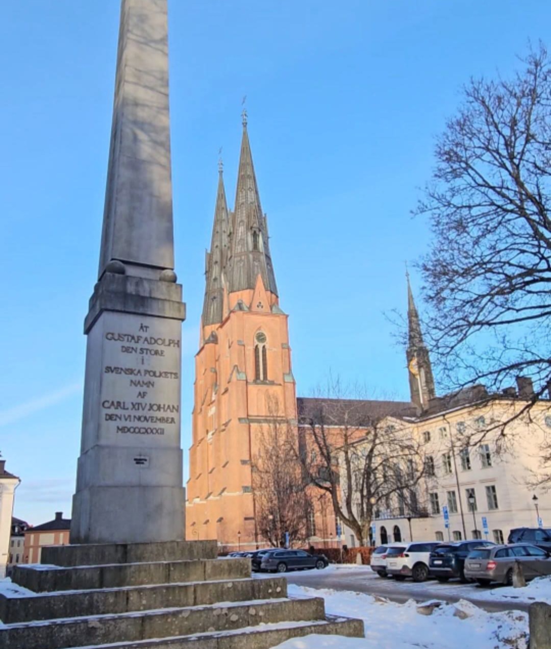 Spökhistorien om Obelisken i Odinslund– ett historiskt landmärke vid Uppsala domkyrka