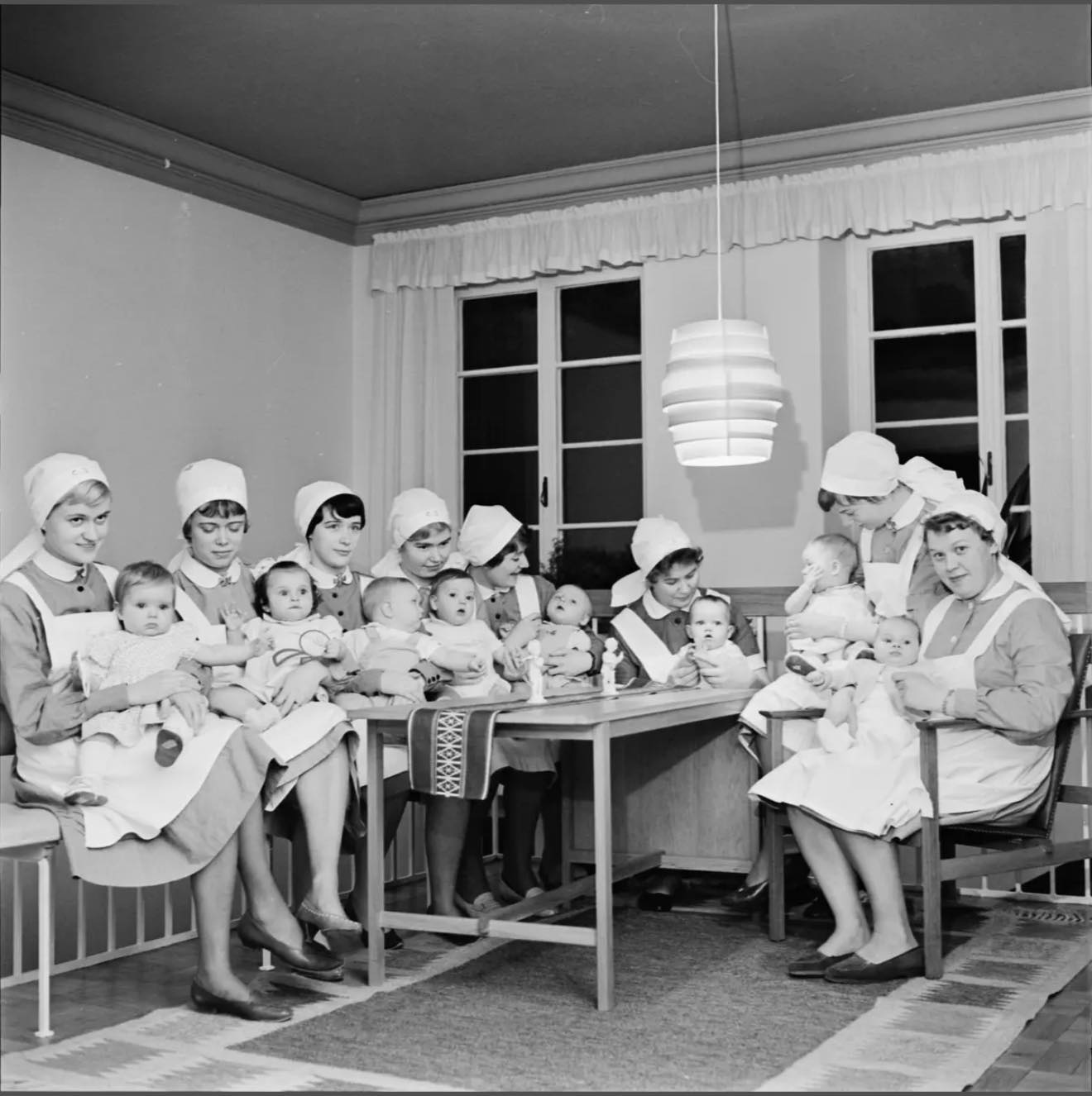 Spöket på Gillbergska Barnhemmet i Uppsala och den dolda oäkta kungligheten